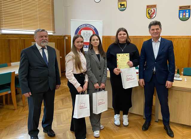 „Zdrowe żywienie to mądre myślenie” - konkurs