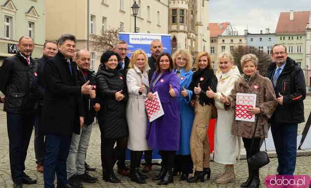 Wicemarszałek Wielichowska i wojewoda Awiżeń wspierają kandydatów do KO do Rady Powiatu Ząbkowickiego