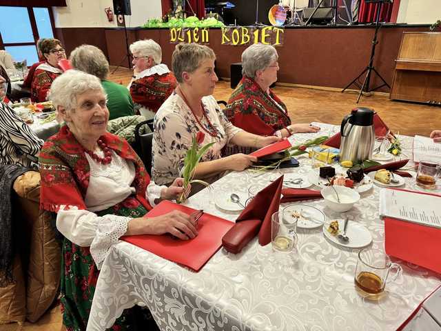 [FOTO] Gminne świętowanie Dnia Kobiet w Ciepłowodach