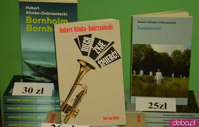 Groteską oswaja życie. Spotkanie autorskie z Hubertem Klimko-Dobrzanieckim