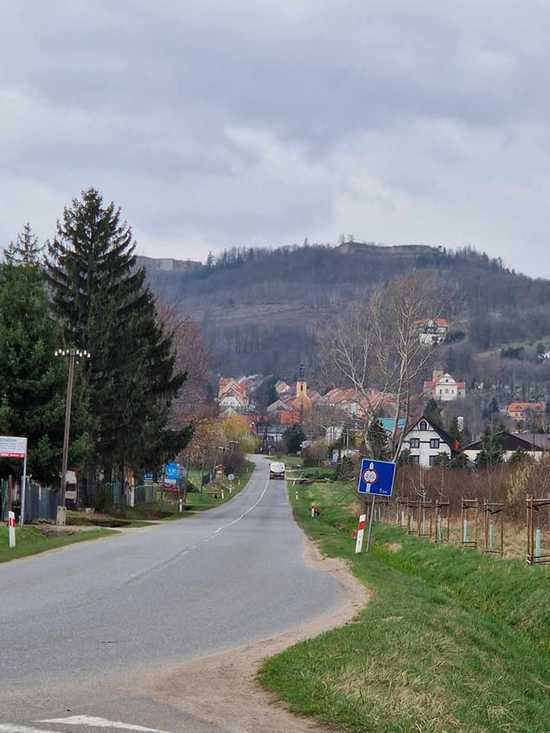 Wkrótce budowa ciągu pieszo-jezdnego ze Srebrnej Góry do Budzowa