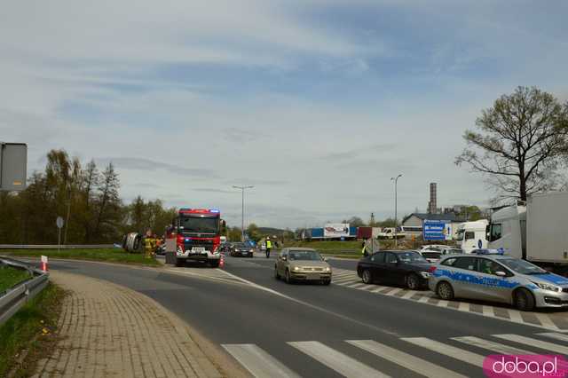 Wypadek na skrzyżowaniu Legnickiej i ósemki