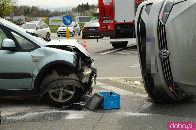 Wypadek na skrzyżowaniu Legnickiej i ósemki
