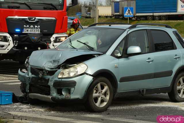 Wypadek na skrzyżowaniu Legnickiej i ósemki