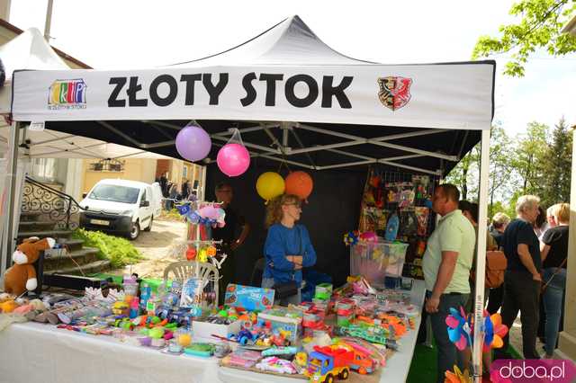 Piękny Park Miejski w Złotym Stoku już cieszy mieszkańców. Uroczyście go otwarto!