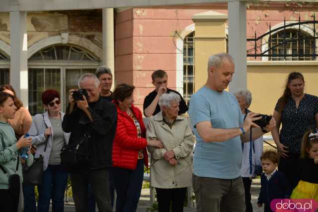 Piękny Park Miejski w Złotym Stoku już cieszy mieszkańców. Uroczyście go otwarto!