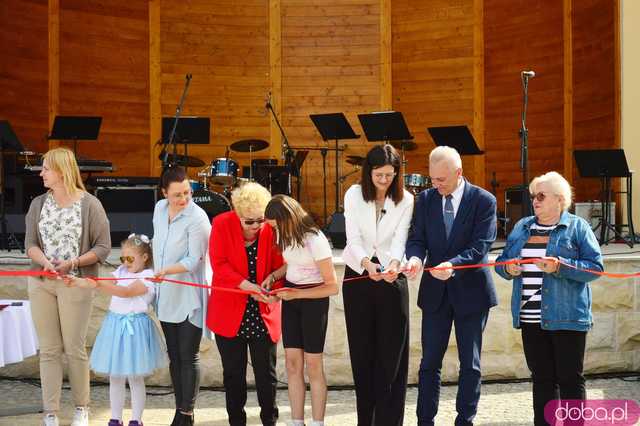 Piękny Park Miejski w Złotym Stoku już cieszy mieszkańców. Uroczyście go otwarto!