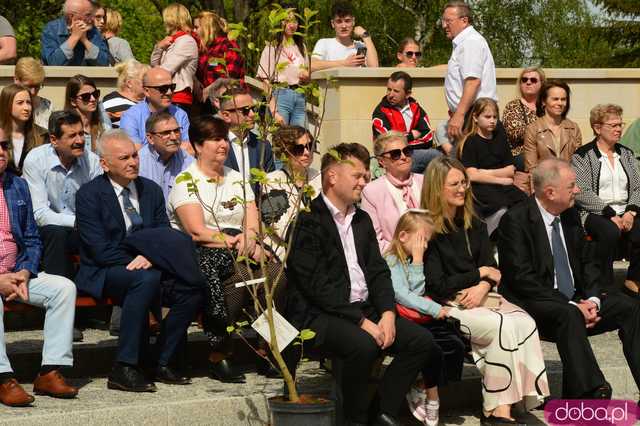 Piękny Park Miejski w Złotym Stoku już cieszy mieszkańców. Uroczyście go otwarto!