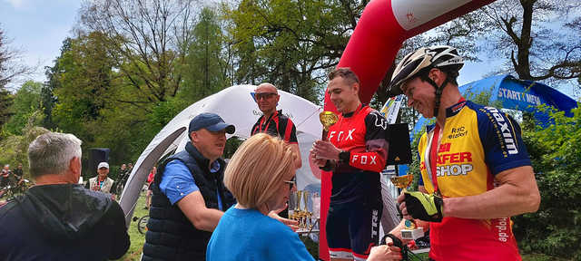 Ora et ride - Henrykowski Maraton Rowerowy za nami