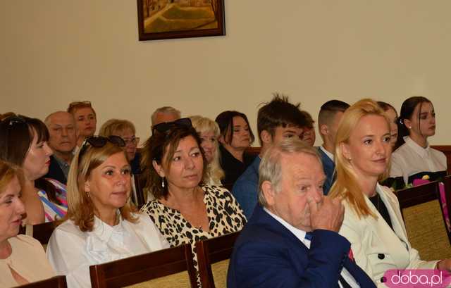 W Ząbkowicach Śląskich bez zmian - I Sesja Rady Miejskiej IX kadencji