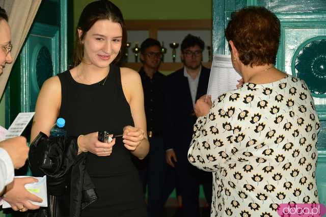 Ząbkowiccy maturzyści rozpoczęli egzamin dojrzałości