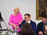 [FOTO] Pierwsza sesja Rady Gminy Stoszowice. Katarzyna Ruszkowska zaprzysiężona 