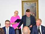 [FOTO] Pierwsza sesja Rady Gminy Stoszowice. Katarzyna Ruszkowska zaprzysiężona 