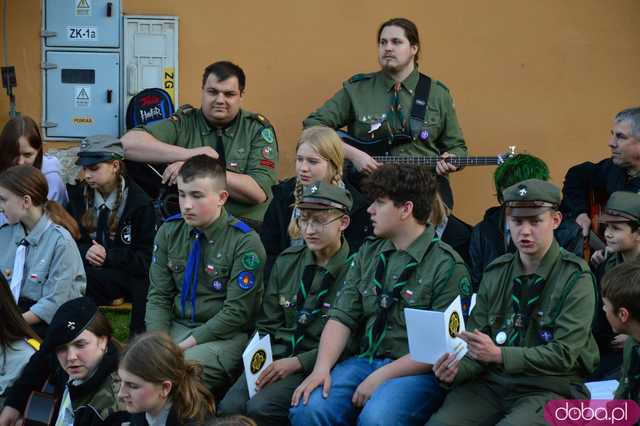 Śpiewanki przy ognisku rozpoczęły V Srebrnogórski Festiwal Piosenki Harcerskiej Lilijka 
