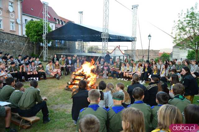Śpiewanki przy ognisku rozpoczęły V Srebrnogórski Festiwal Piosenki Harcerskiej Lilijka 