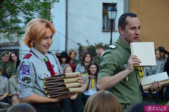 Śpiewanki przy ognisku rozpoczęły V Srebrnogórski Festiwal Piosenki Harcerskiej Lilijka 