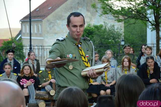 Śpiewanki przy ognisku rozpoczęły V Srebrnogórski Festiwal Piosenki Harcerskiej Lilijka 