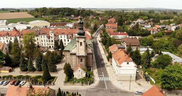 [FOTO] Zakończył się remont ul. Kolejowej w Ziębicach. Co zostało wykonane?