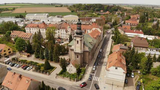 [FOTO] Zakończył się remont ul. Kolejowej w Ziębicach. Co zostało wykonane?