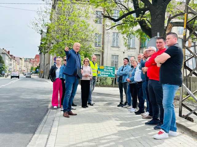 [FOTO] Zakończył się remont ul. Kolejowej w Ziębicach. Co zostało wykonane?