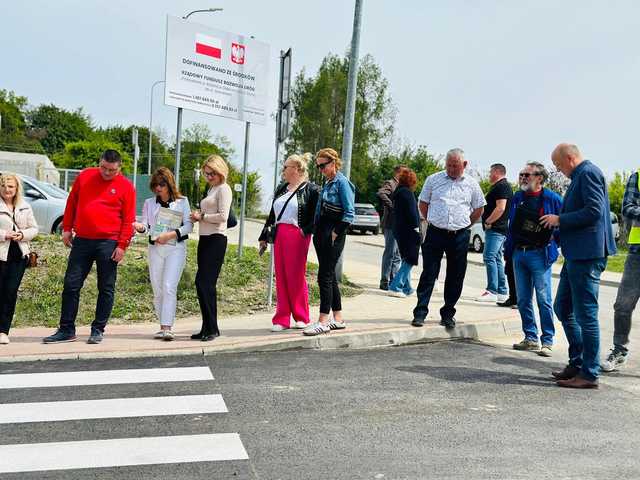 [FOTO] Zobaczcie, jak prezentuje się ulica Różana w Ziębicach po remoncie!