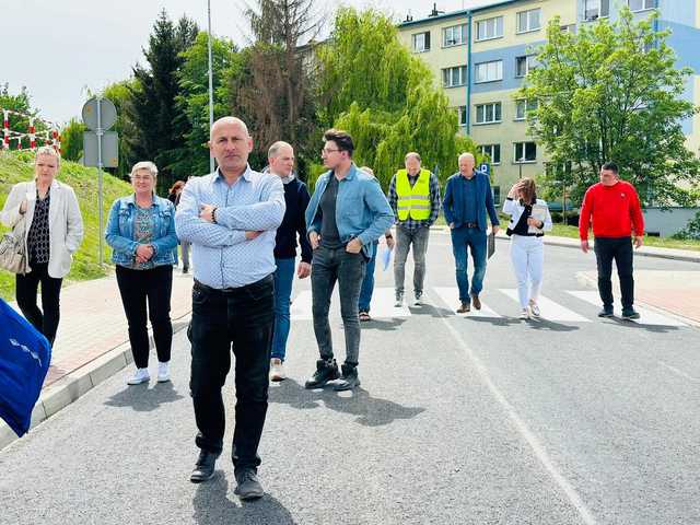 [FOTO] Zobaczcie, jak prezentuje się ulica Różana w Ziębicach po remoncie!