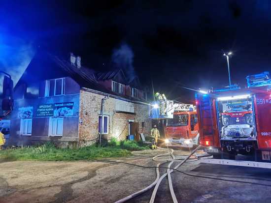 [FOTO] Pożar budynku mieszkalnego w Laskach