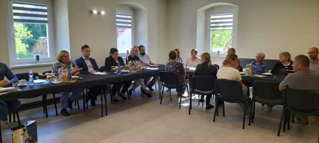 [FOTO] Wybrano sołtysów i rady sołeckie kolejnych miejscowości gminy Ciepłowody