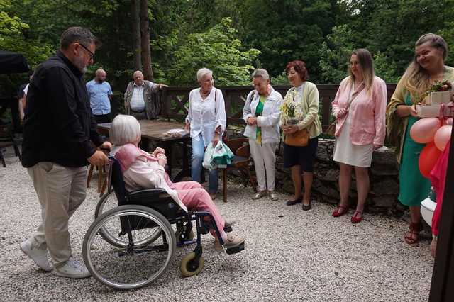 [FOTO] Pani Helena ze Złotego Stoku skończyła 100 lat! Poznajcie historię jubilatki 