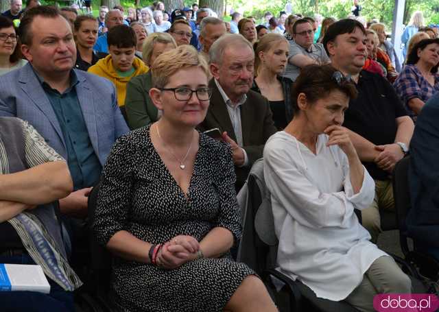 Raz, dwa, trzy Matka Boża patrzy - spotkanie autorskie Tomasza Karamona w Bardzie