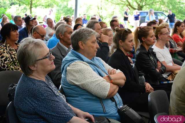 Raz, dwa, trzy Matka Boża patrzy - spotkanie autorskie Tomasza Karamona w Bardzie