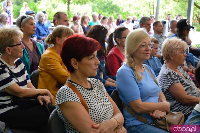 Raz, dwa, trzy Matka Boża patrzy - spotkanie autorskie Tomasza Karamona w Bardzie