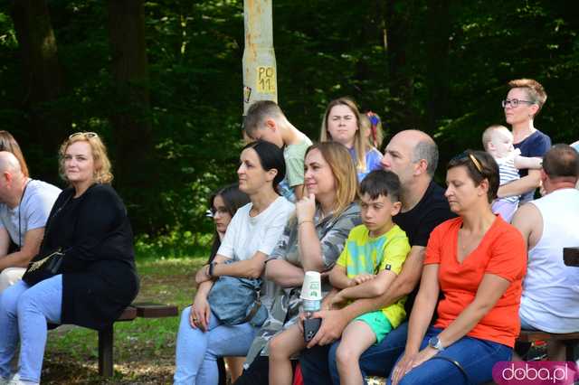 Raz, dwa, trzy Matka Boża patrzy - spotkanie autorskie Tomasza Karamona w Bardzie