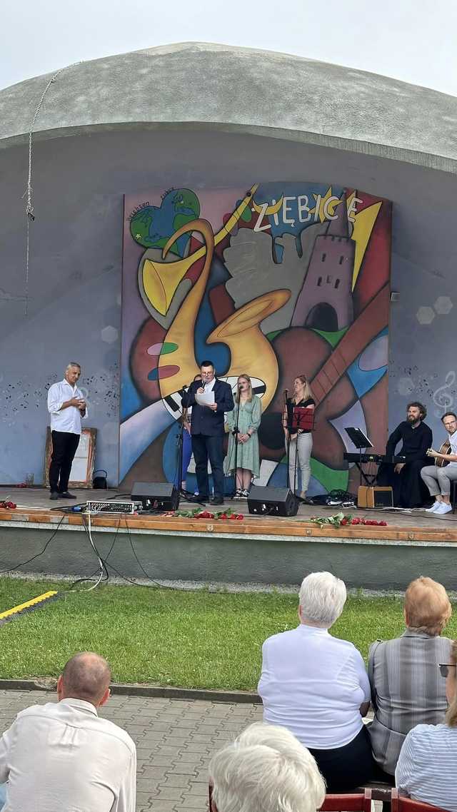 Koncert uwielbienia w Ziębicach. Świadectwo Wojciecha Bartnika