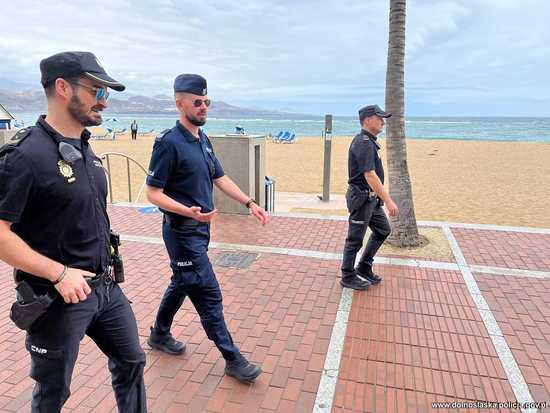 Policjant z Ząbkowic pełni służbę w Las Palmas