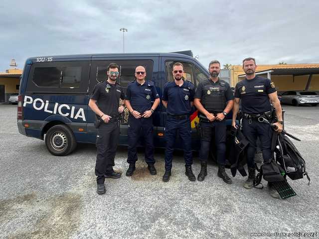 Policjant z Ząbkowic pełni służbę w Las Palmas