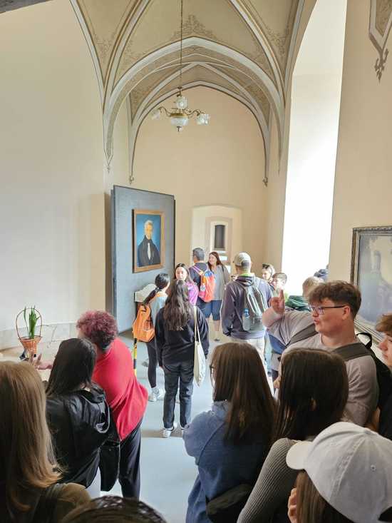 [FOTO] Młodzi Amerykanie poznają zabytki powiatu