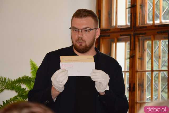 Tajemnice pracy archiwisty, nieznane zakamarki Archiwum Państwowego w Kamieńcu Ząbkowickim