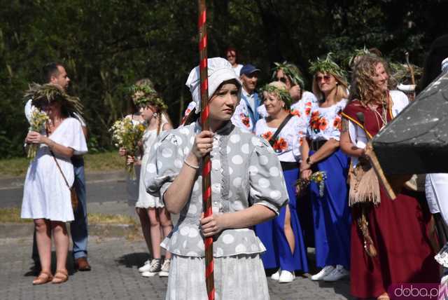 [WIDEO/FOTO] Parada świętojańsko-piernikowa rozpoczęła tegoroczne Dni Barda