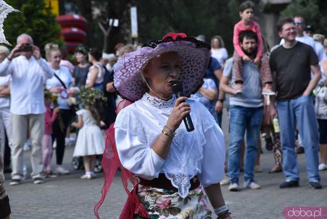 [WIDEO/FOTO] Parada świętojańsko-piernikowa rozpoczęła tegoroczne Dni Barda