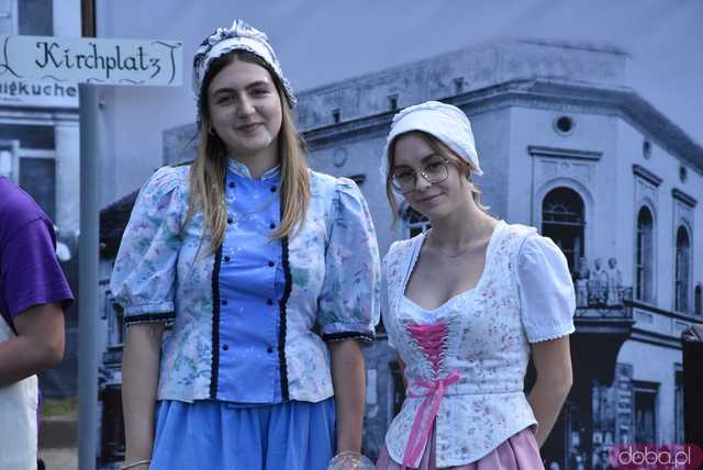 [WIDEO/FOTO] Parada świętojańsko-piernikowa rozpoczęła tegoroczne Dni Barda