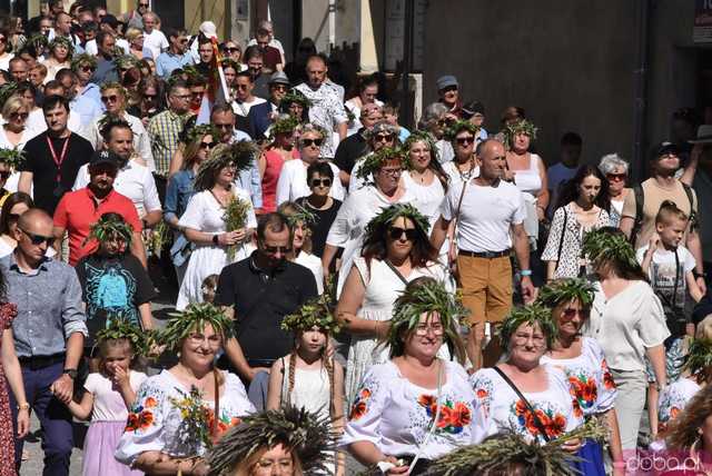 [WIDEO/FOTO] Parada świętojańsko-piernikowa rozpoczęła tegoroczne Dni Barda