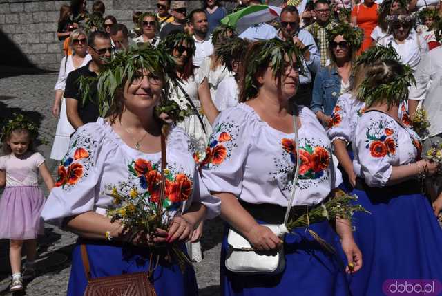 [WIDEO/FOTO] Parada świętojańsko-piernikowa rozpoczęła tegoroczne Dni Barda