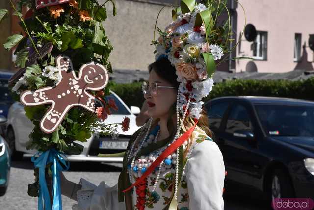 [WIDEO/FOTO] Parada świętojańsko-piernikowa rozpoczęła tegoroczne Dni Barda