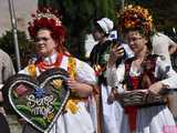 [WIDEO/FOTO] Parada świętojańsko-piernikowa rozpoczęła tegoroczne Dni Barda