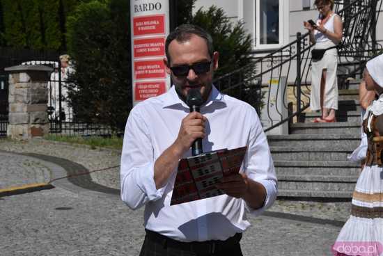 [WIDEO/FOTO] Parada świętojańsko-piernikowa rozpoczęła tegoroczne Dni Barda