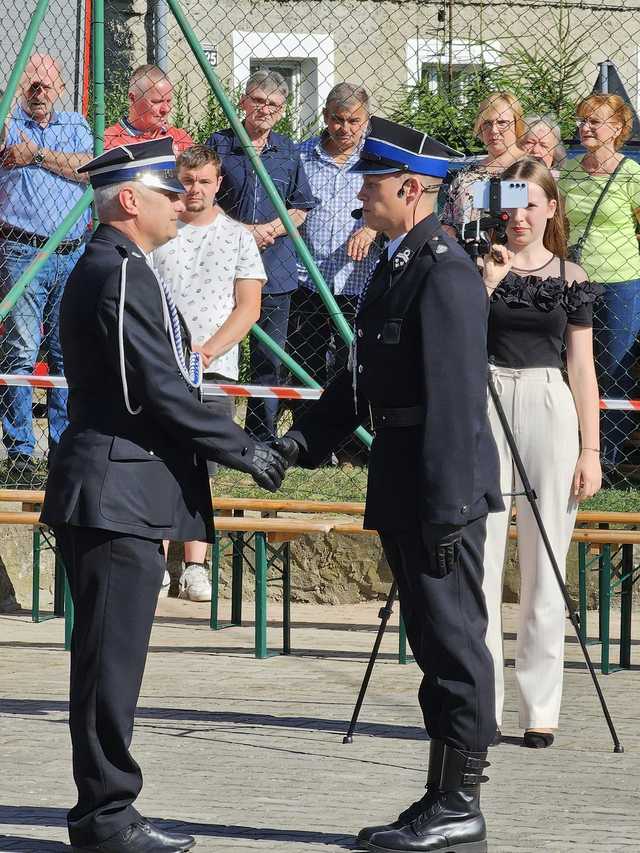 Uroczyste otwarcie rozbudowanej remizy w Krzelkowie