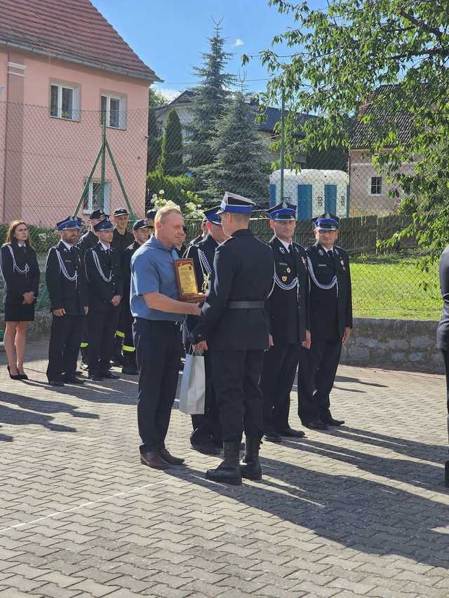 Uroczyste otwarcie rozbudowanej remizy w Krzelkowie