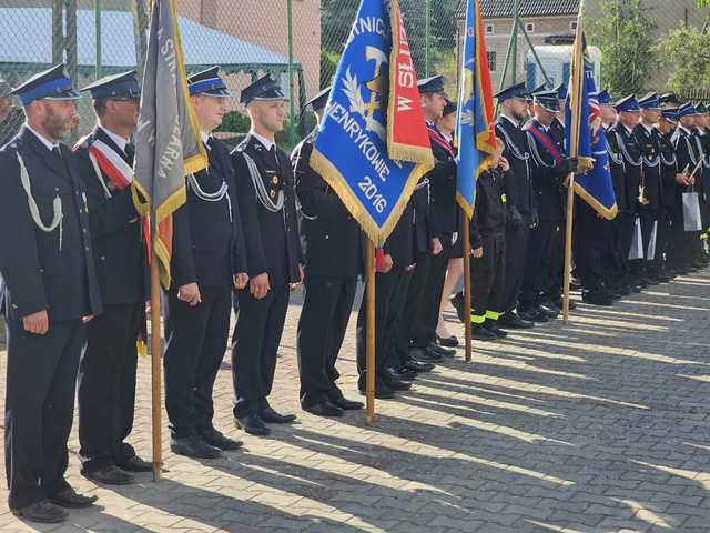 Uroczyste otwarcie rozbudowanej remizy w Krzelkowie