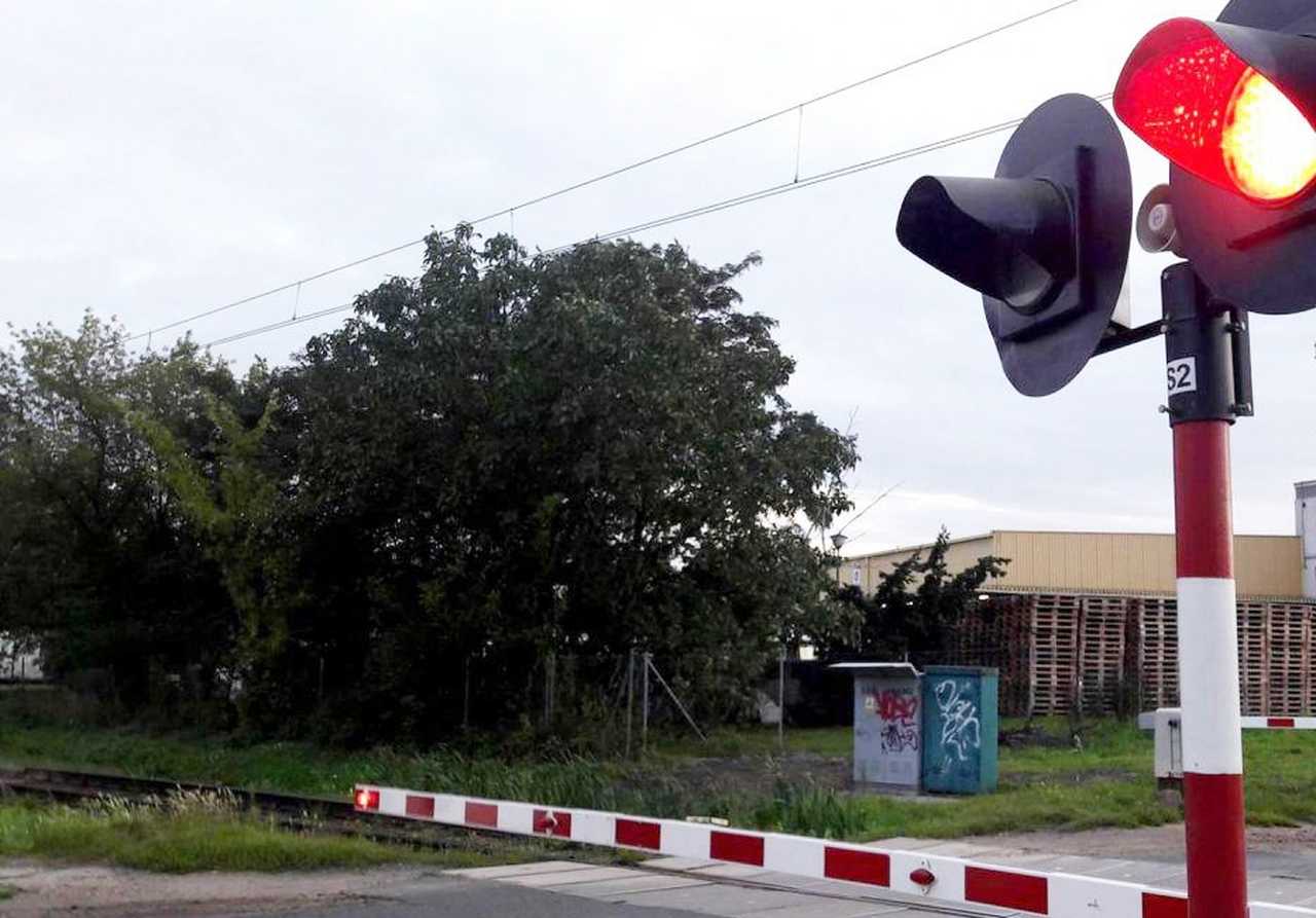 Czasowe zamknięcie przejazdów kolejowych w Przyłęku
